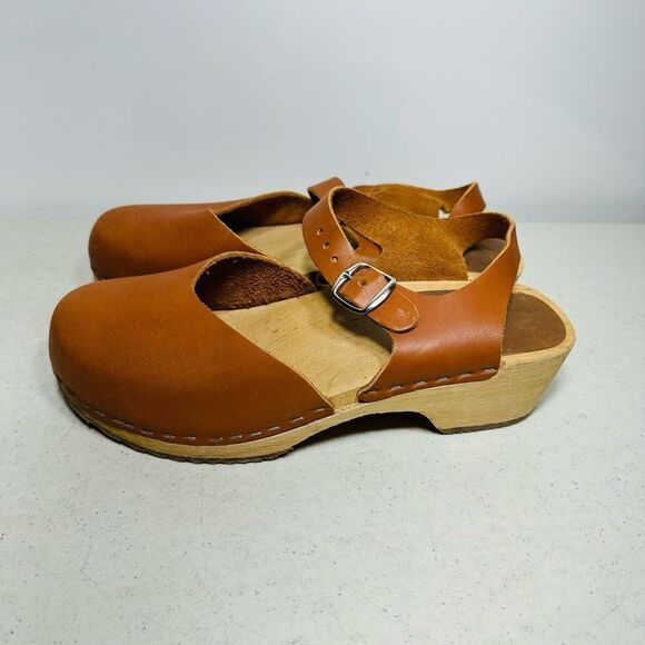 Brown Leather Kids Clogs - Picture 4 of 8